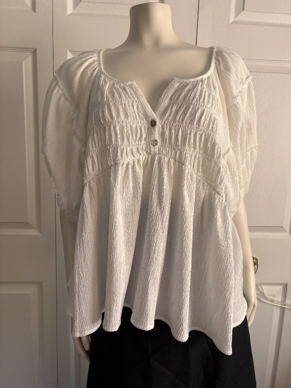 ee:some White Peasant Blouse Size S Boho Textured Puff Sleeve Babydoll Top